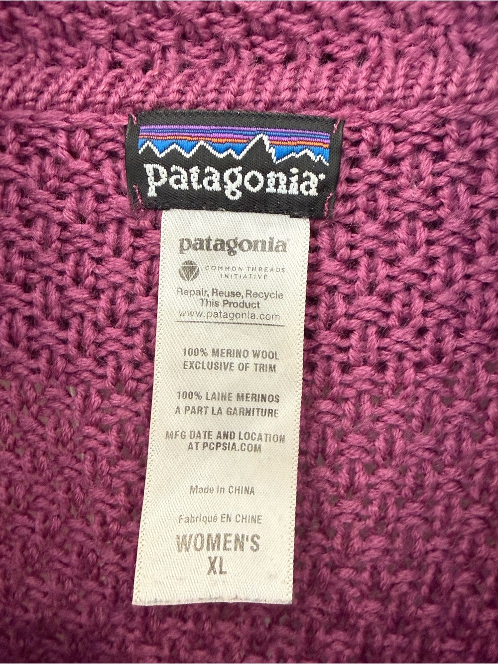 Patagonia Textured 100% Merino Wool Mulberry Long Button Down  Cardigan Sz XL - Picture 3 of 8